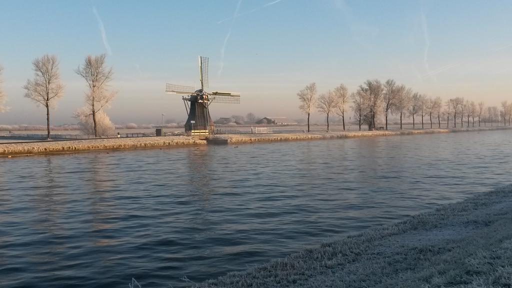Groningen Buiten B&B Zuidhorn エクステリア 写真