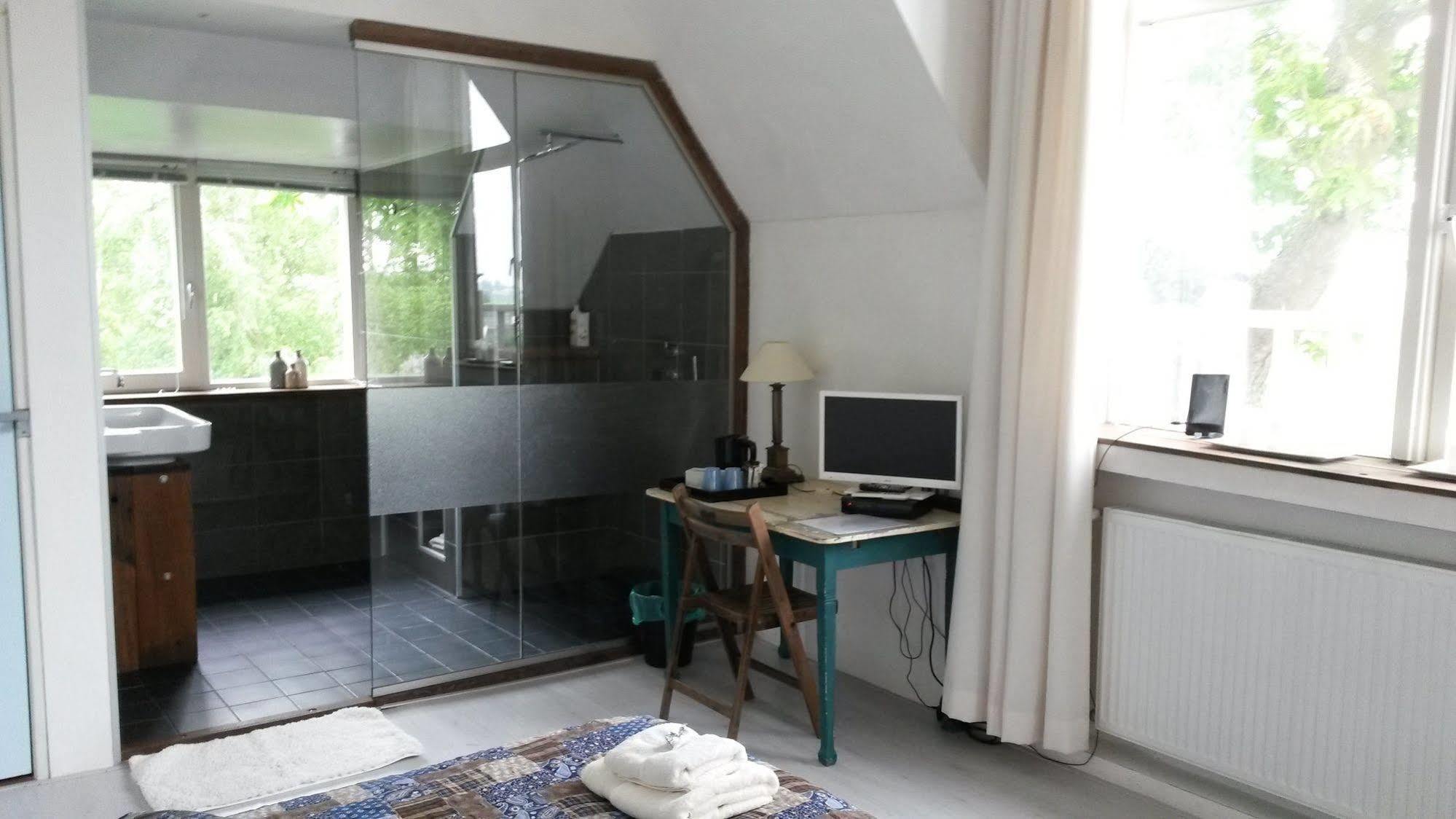 Groningen Buiten B&B Zuidhorn エクステリア 写真
